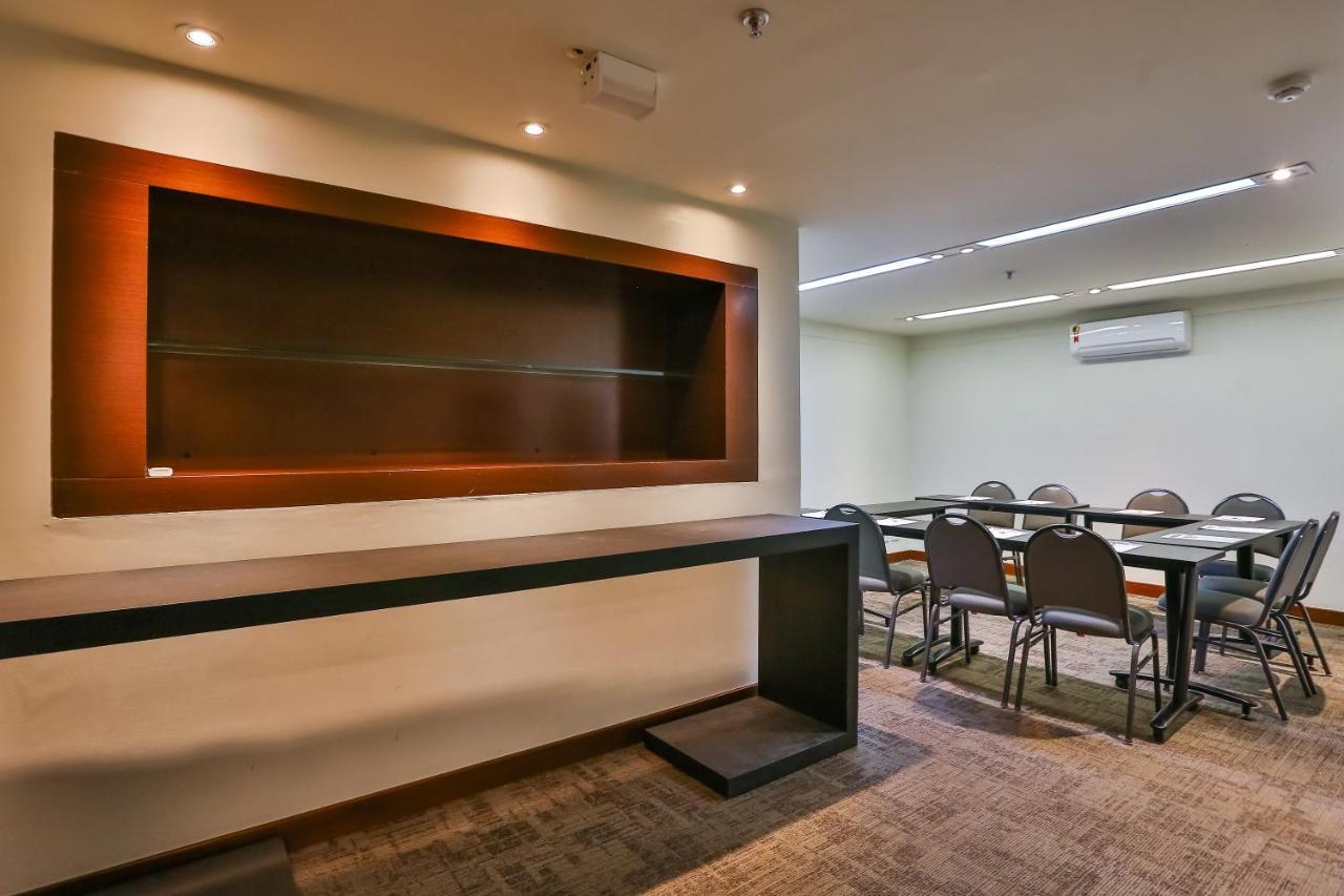 Comfort Suites Brasília Eksteriør bilde